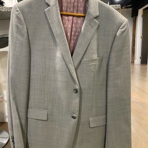 42R Penguin gray blazer. Only worn three times. In great condition!